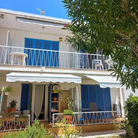Beachside Apartament *